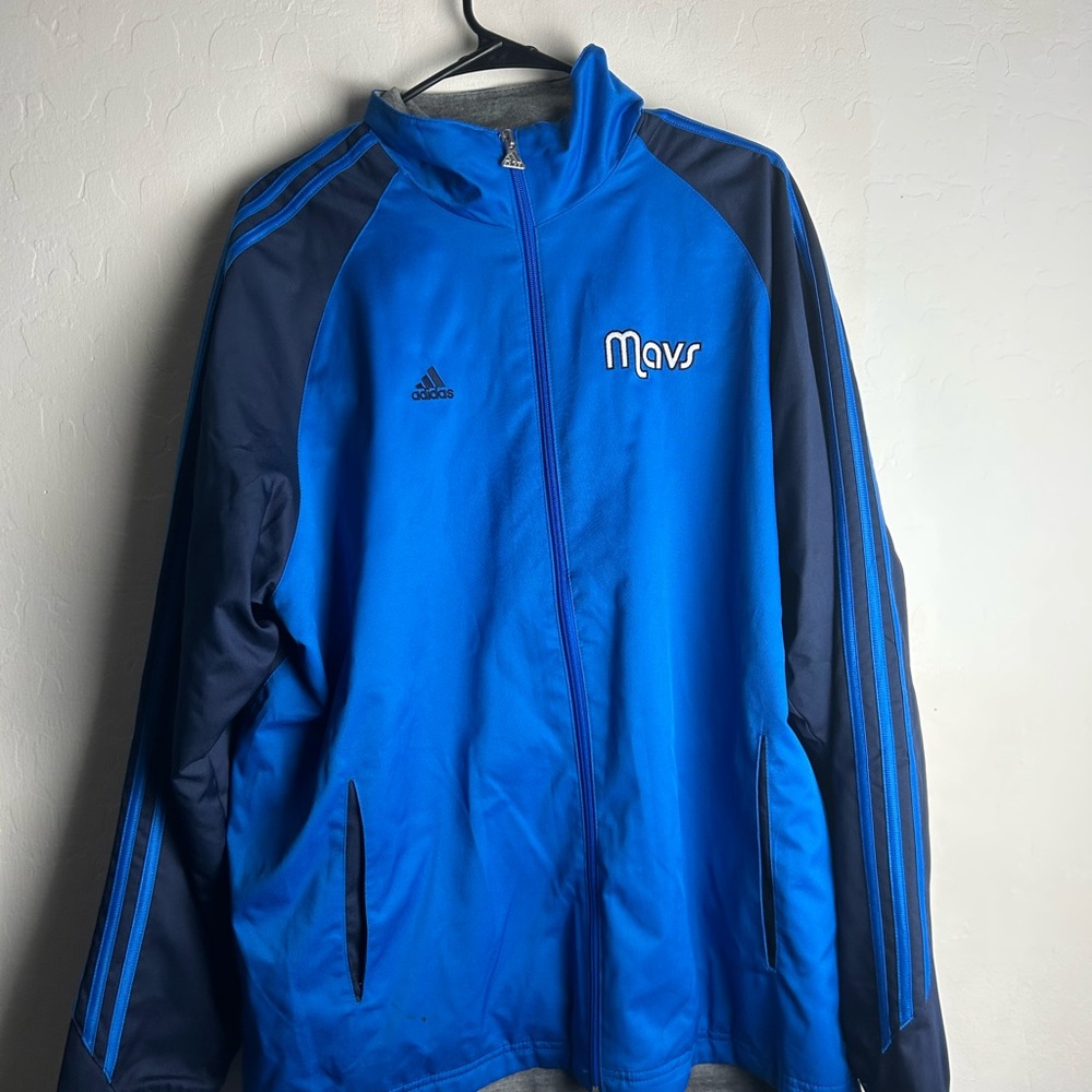 Adidas Blue Dallas Mavericks Track Style jacket pre owned Good Condition